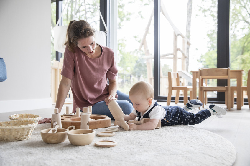 Akidemy-1Unsere Philosophie - Baby beim Entdecken
